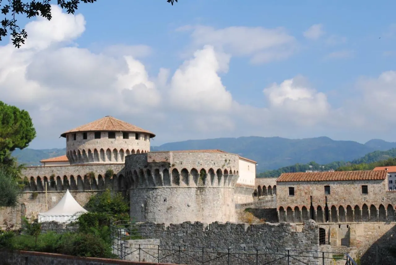 Casa Gabry In Centro Apartment Sarzana Italy