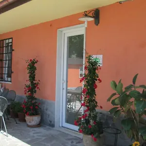 Couette-café Agorà, Sarzana